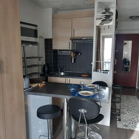 公寓 Pied A Terre, Sejour Idyllique Face A La Classe 2 Etoiles