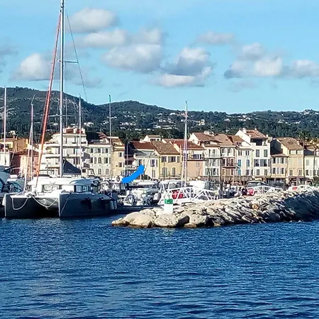 Pied A Terre, Sejour Idyllique Face A La Classe 2 Etoiles 아파트 사나리쉬르메르
