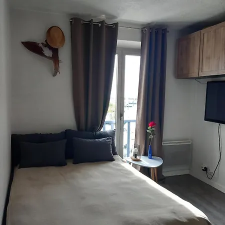 Apartment Pied A Terre, Sejour Idyllique Face A La Classe 2 Etoiles
